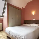 Des 3 Nations 2* Paryż