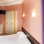 Des 3 Nations 2* Paryż