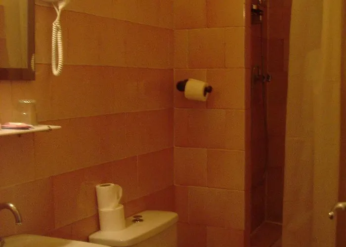 Des 3 Nations 2* Париж