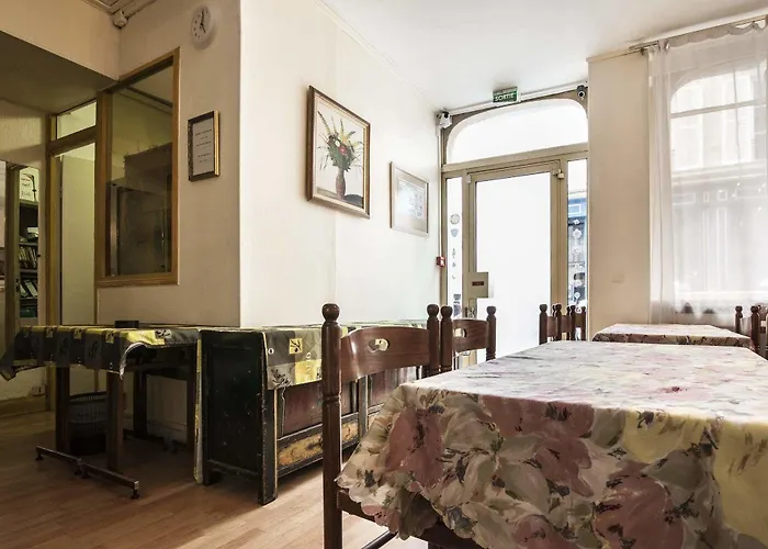 Des 3 Nations 2* Париж