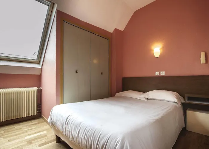 Des 3 Nations 2* Париж