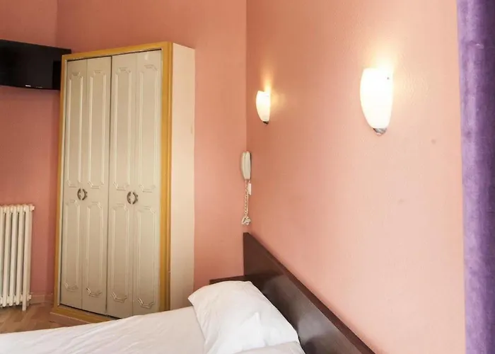 Des 3 Nations 2* Париж