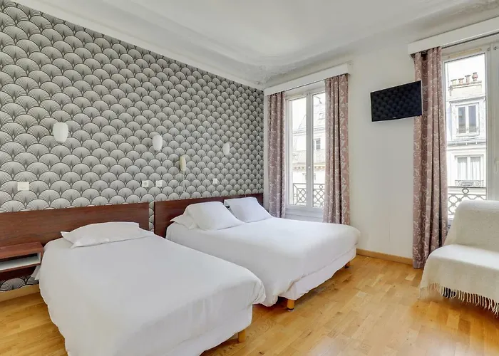 Отель Des 3 Nations Париж