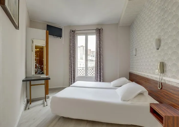 Des 3 Nations 2* Париж