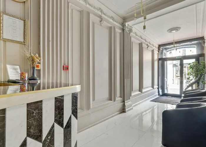 Des 3 Nations 2* Paris