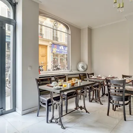Des 3 Nations Hotel Parigi